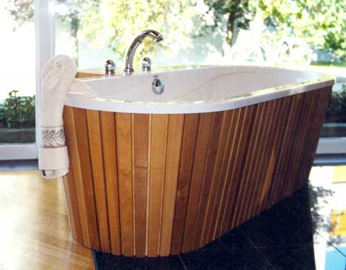 Waschbecken, Wannen, Duschen, exklusive Badm&ouml;bel von Unkel - die Holzwerkst&auml;tte